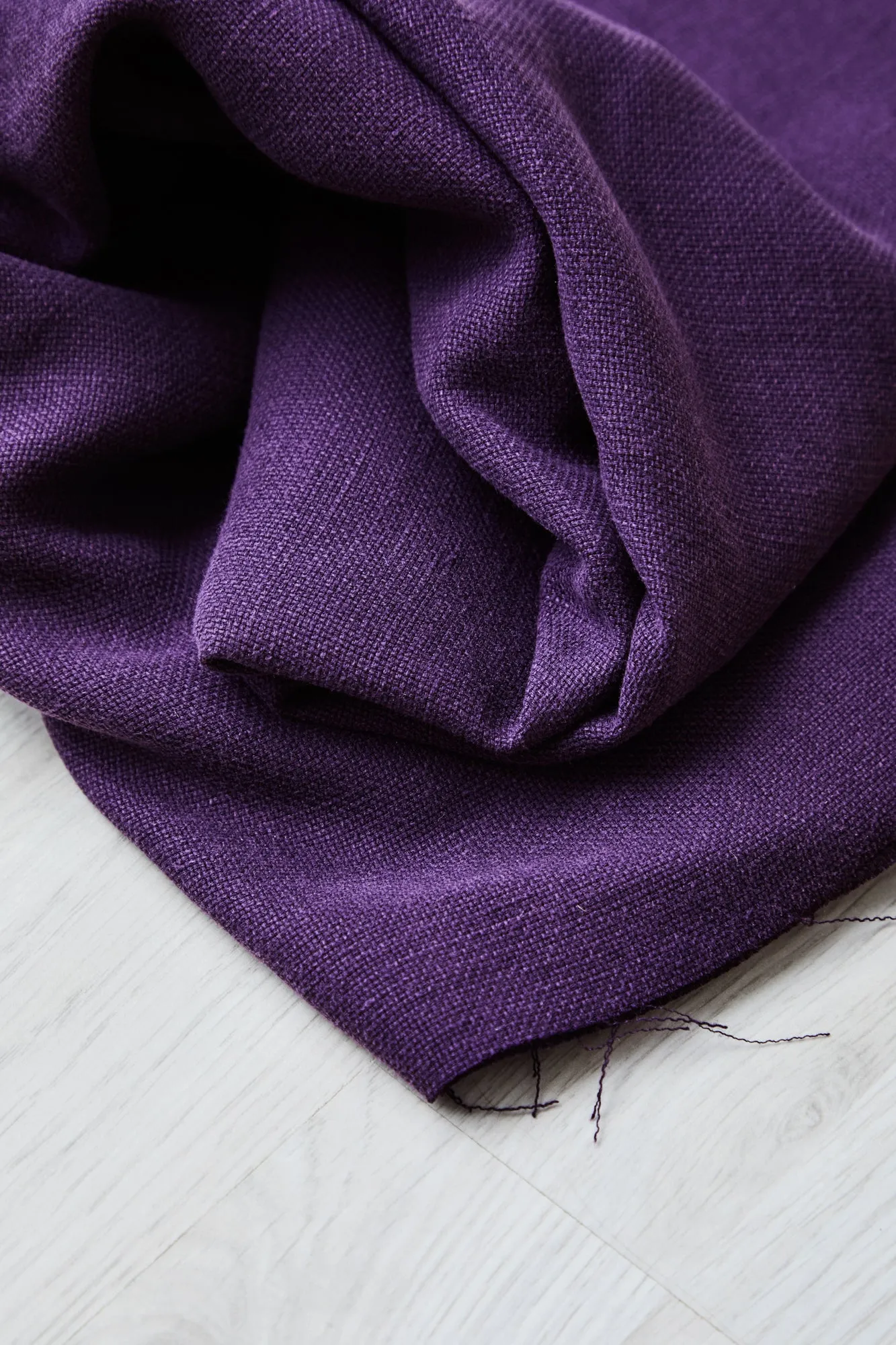 75x150 cm // Mara Linen Blend - Purple Night