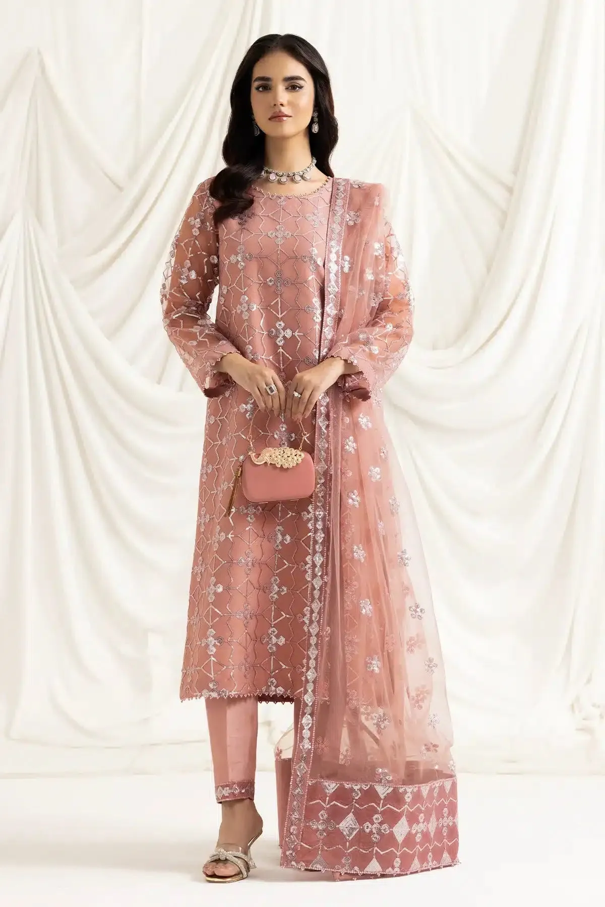 Alizeh | Dua Formals 23 | DUA-V02D04B-NAZIK(PINK)