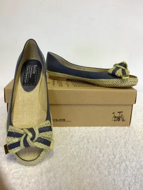 BRAND NEW BERTIE BLUE LEATHER PEEPTOE ESPADRILLE FLATS SIZE 4/37