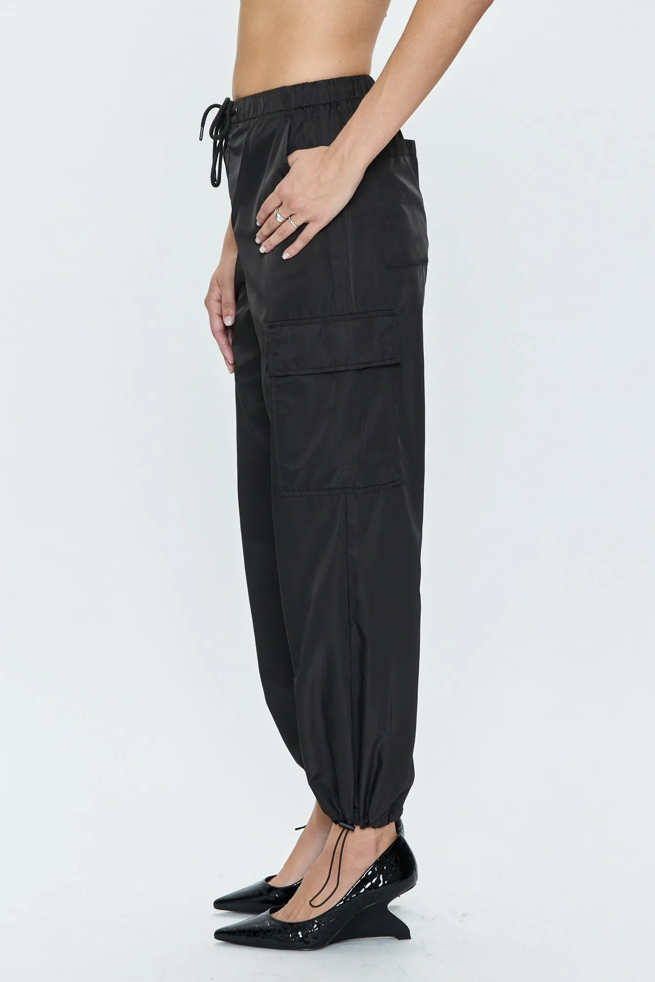 Jade Lightweight Cargo Trouser - Black