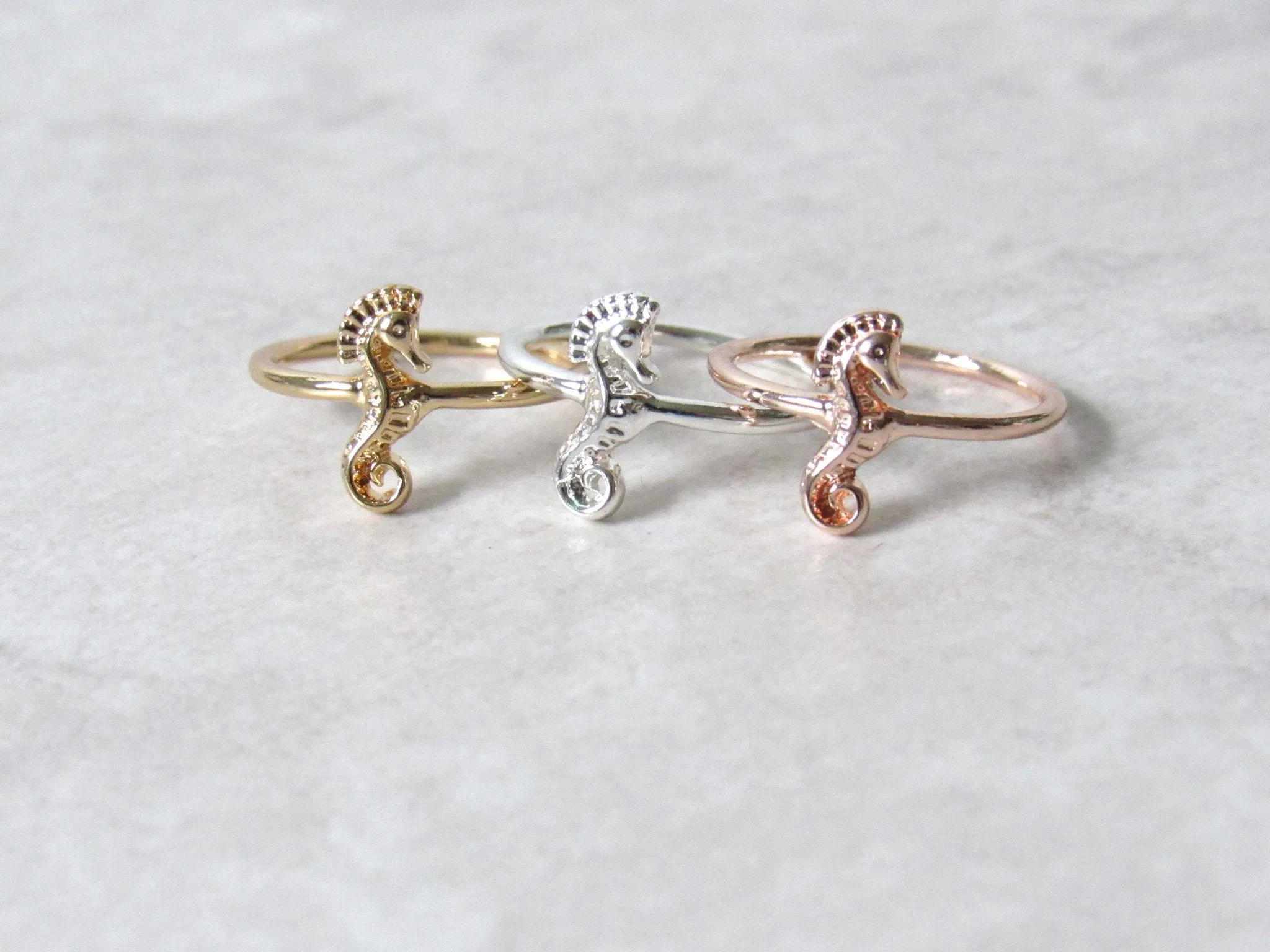 Tiny Seahorse Ring